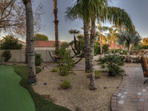 033_SIDE YARD PANORAMA